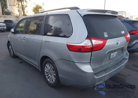 2015 Toyota Sienna Xle 8 Passenger from USA, damaged, VIN 5TDYK3DC8FS631121